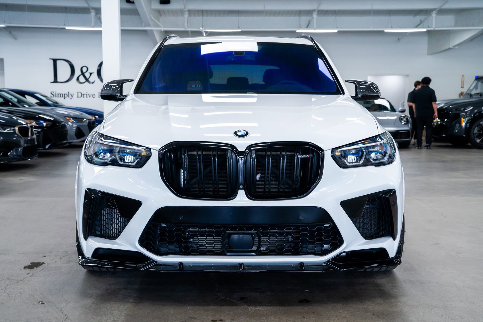 Used 2022 BMW X5 M w/ Competition Package 2 AWD/4WD image 2