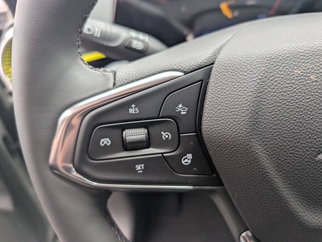 New 2026 Chevrolet Trax ACTIV w/ Driver Confidence Package FWD image 17