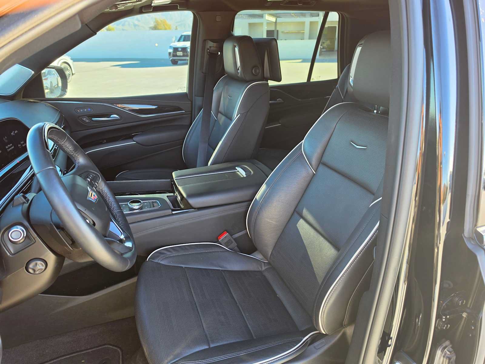 Used 2024 Cadillac Escalade Sport w/ LPO, ONYX Package AWD/4WD image 22