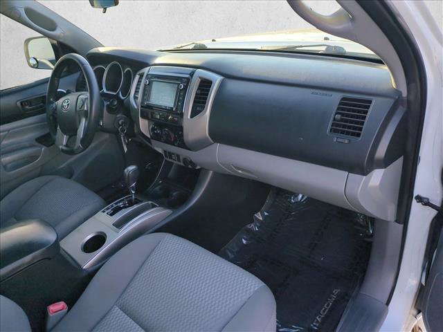 Used 2014 Toyota Tacoma PreRunner w/ SR5 Package RWD image 21