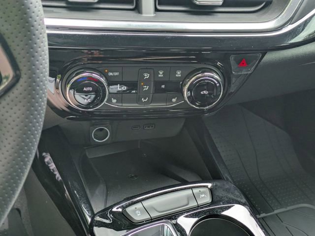 New 2026 Chevrolet Trax RS w/ Sunroof Package FWD image 19