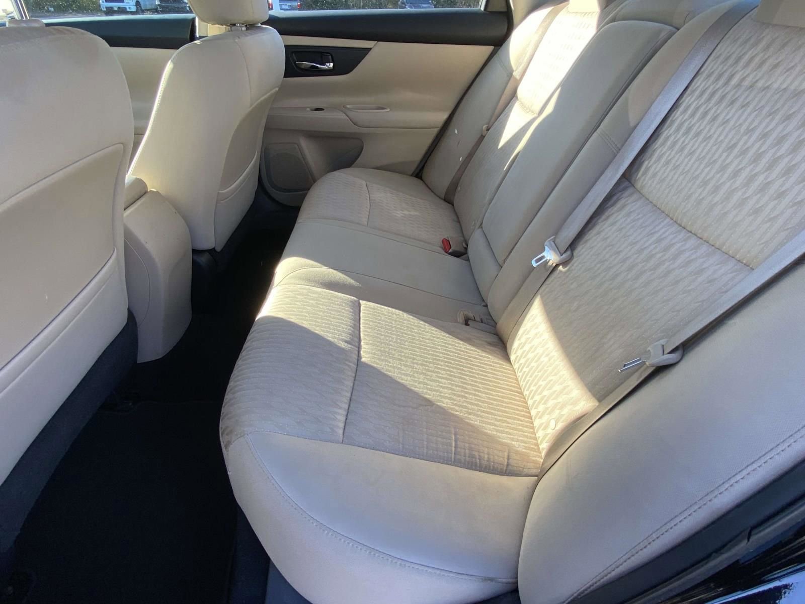 Used 2016 Nissan Altima 2.5 S w/ Power Driver Seat Package image 11