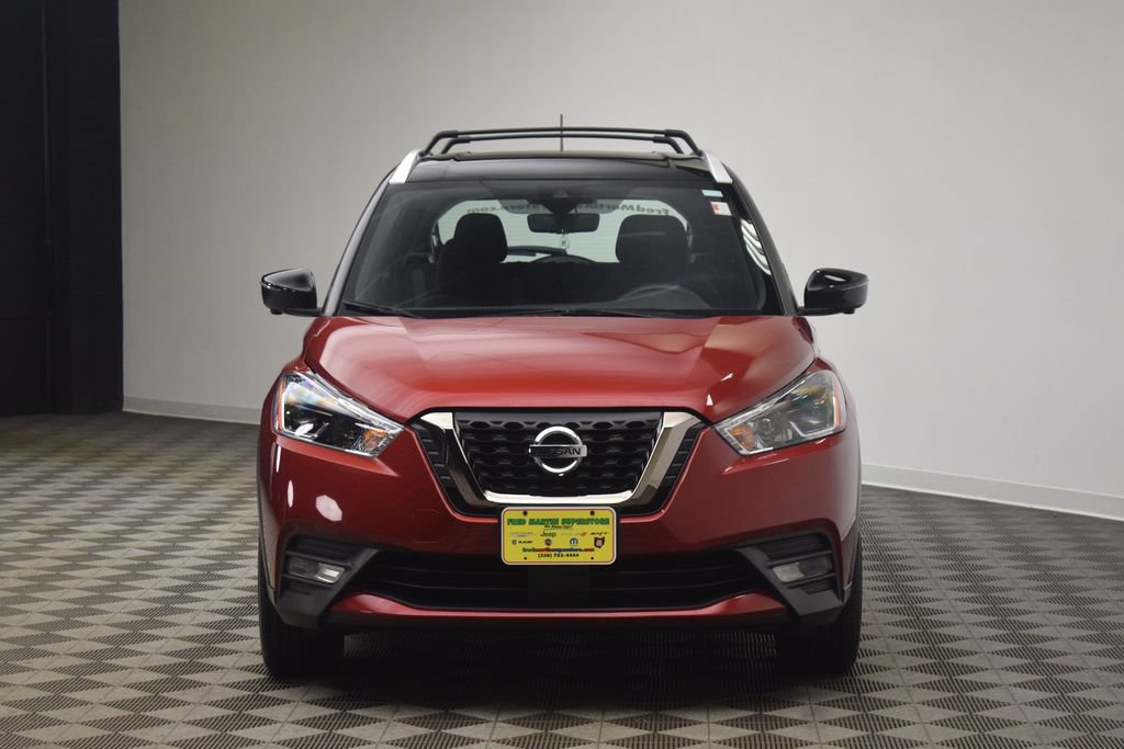 Used 2020 Nissan Kicks SR w/ Exterior Package FWD image 21