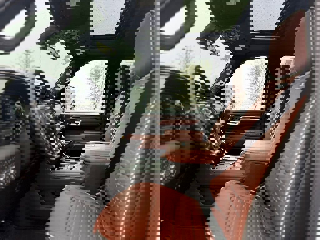 New 2026 GMC Sierra 2500 Denali Ultimate w/ Max Trailering Package image 13