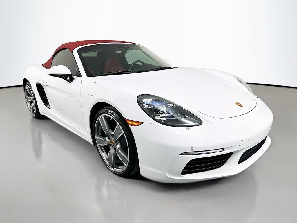 Used 2022 Porsche 718 Boxster image 3