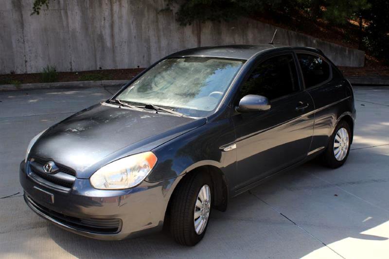 Used 2011 Hyundai Accent GS image 2