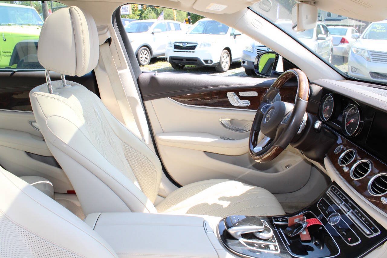 Used 2017 Mercedes-Benz E 400 4MATIC Wagon image 11