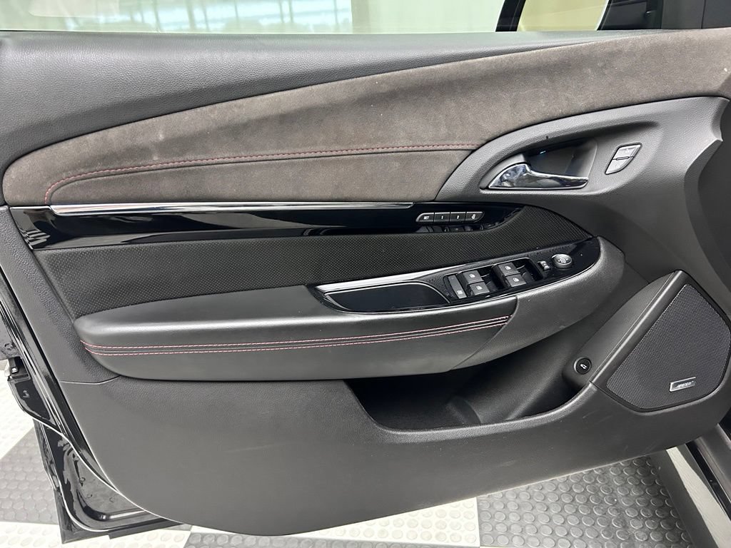 Used 2016 Chevrolet SS RWD image 10