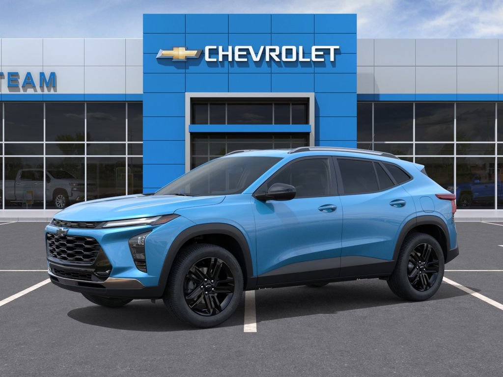 New 2026 Chevrolet Trax ACTIV w/ Sunroof Package FWD image 2