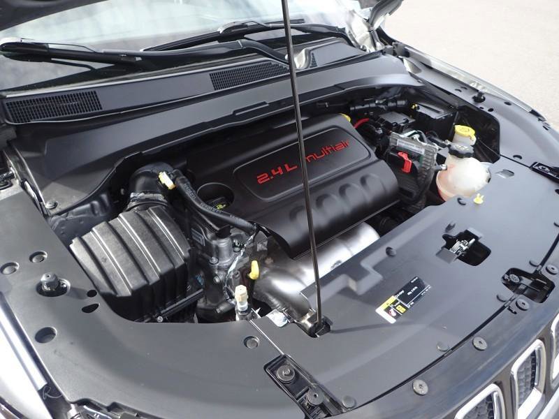 Used 2018 Jeep Compass Latitude w/ Popular Equipment Group image 21