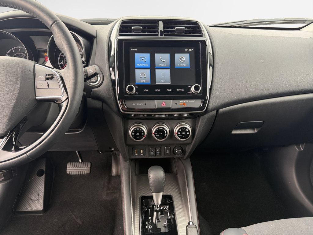 Used 2026 Mitsubishi Outlander Sport SE AWD/4WD image 22