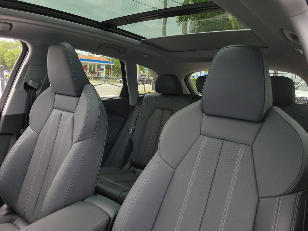 New 2026 Audi Q5 Premium Plus image 16