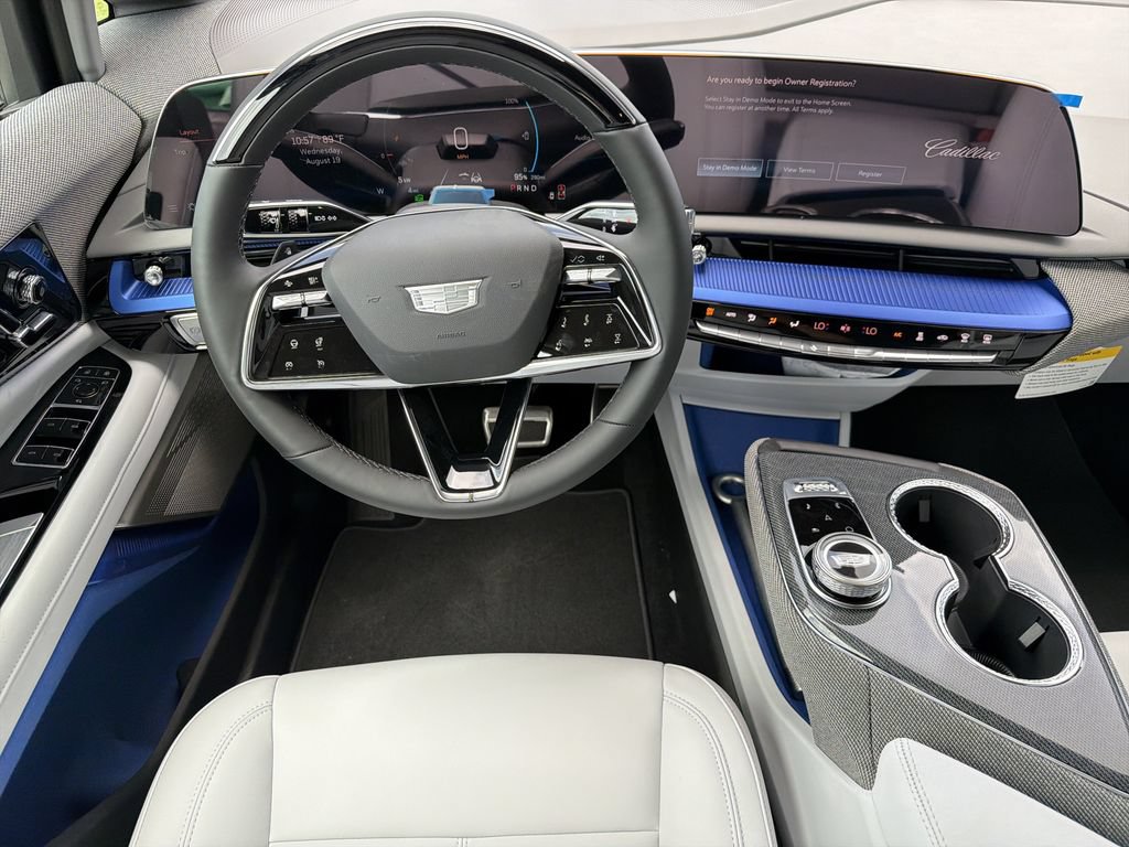 New 2027 Cadillac Optiq Luxury AWD/4WD image 17