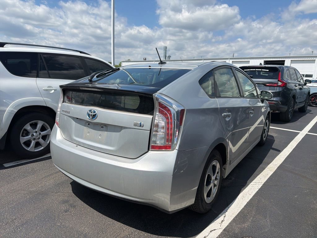 Used 2015 Toyota Prius Four FWD image 3