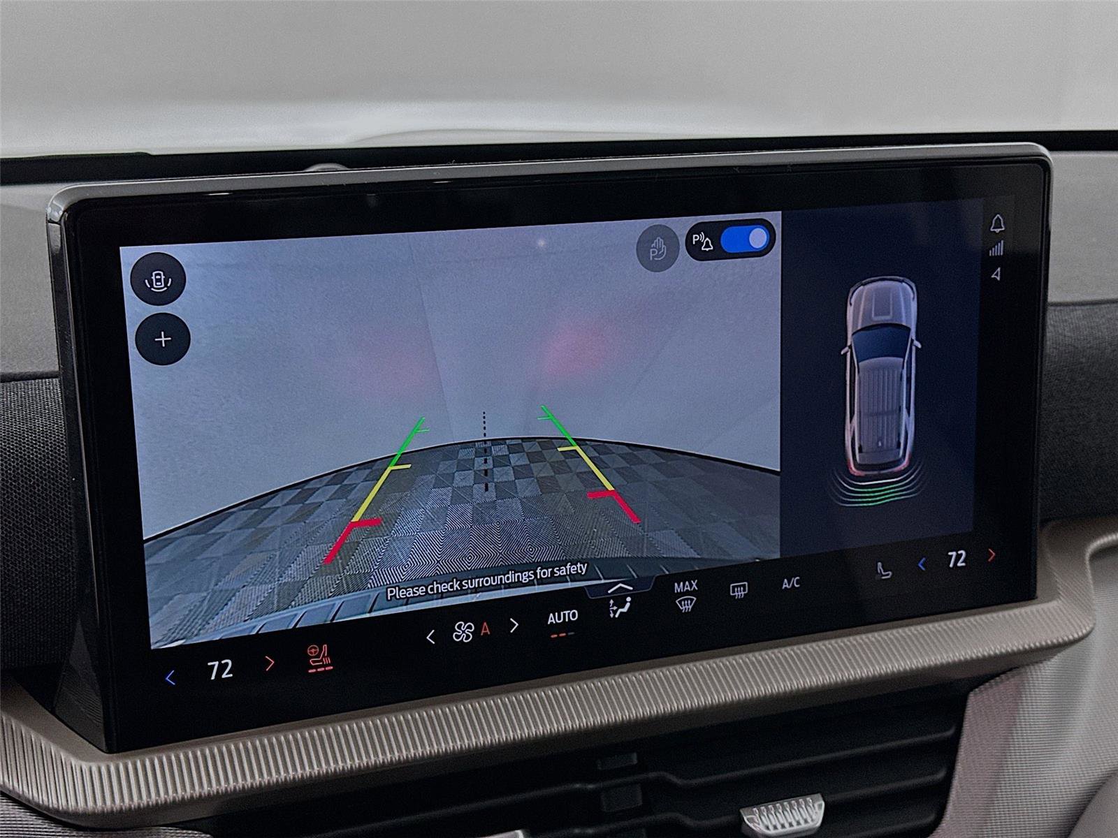 New 2026 Ford Explorer Active w/ Active Comfort Package image 6