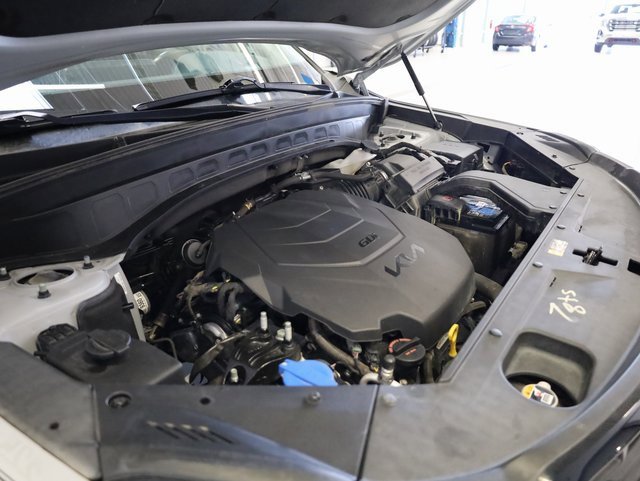 Used 2022 Kia Telluride SX w/ SX Prestige Package image 48