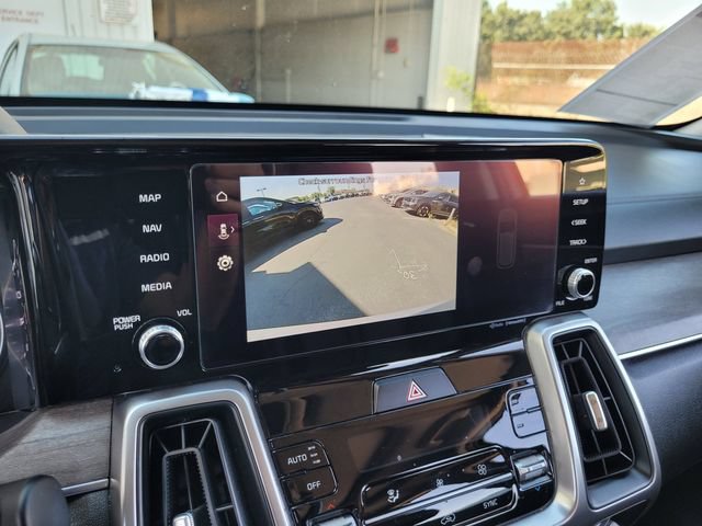 Certified 2023 Kia Sorento EX w/ Panoramic Sunroof Package FWD image 20
