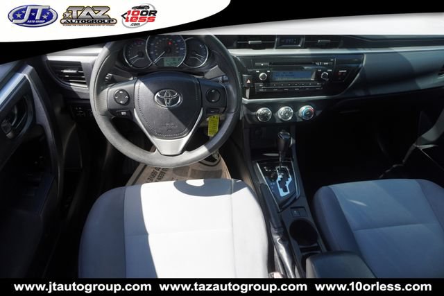 Used 2015 Toyota Corolla L FWD image 14
