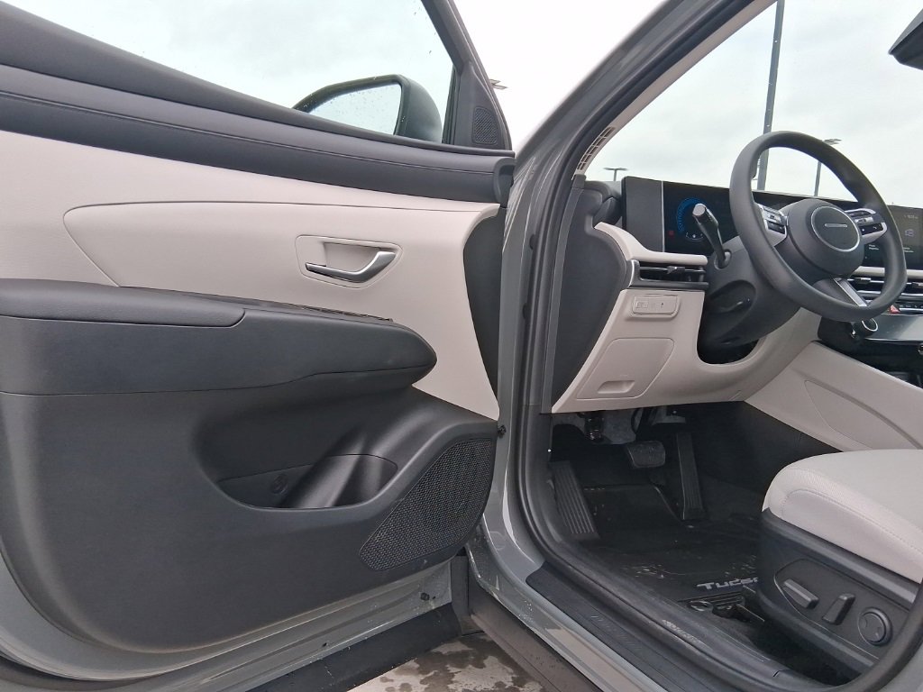 New 2026 Hyundai Tucson SEL image 17