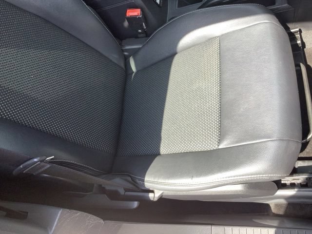 Used 2014 Jeep Compass Latitude FWD image 17