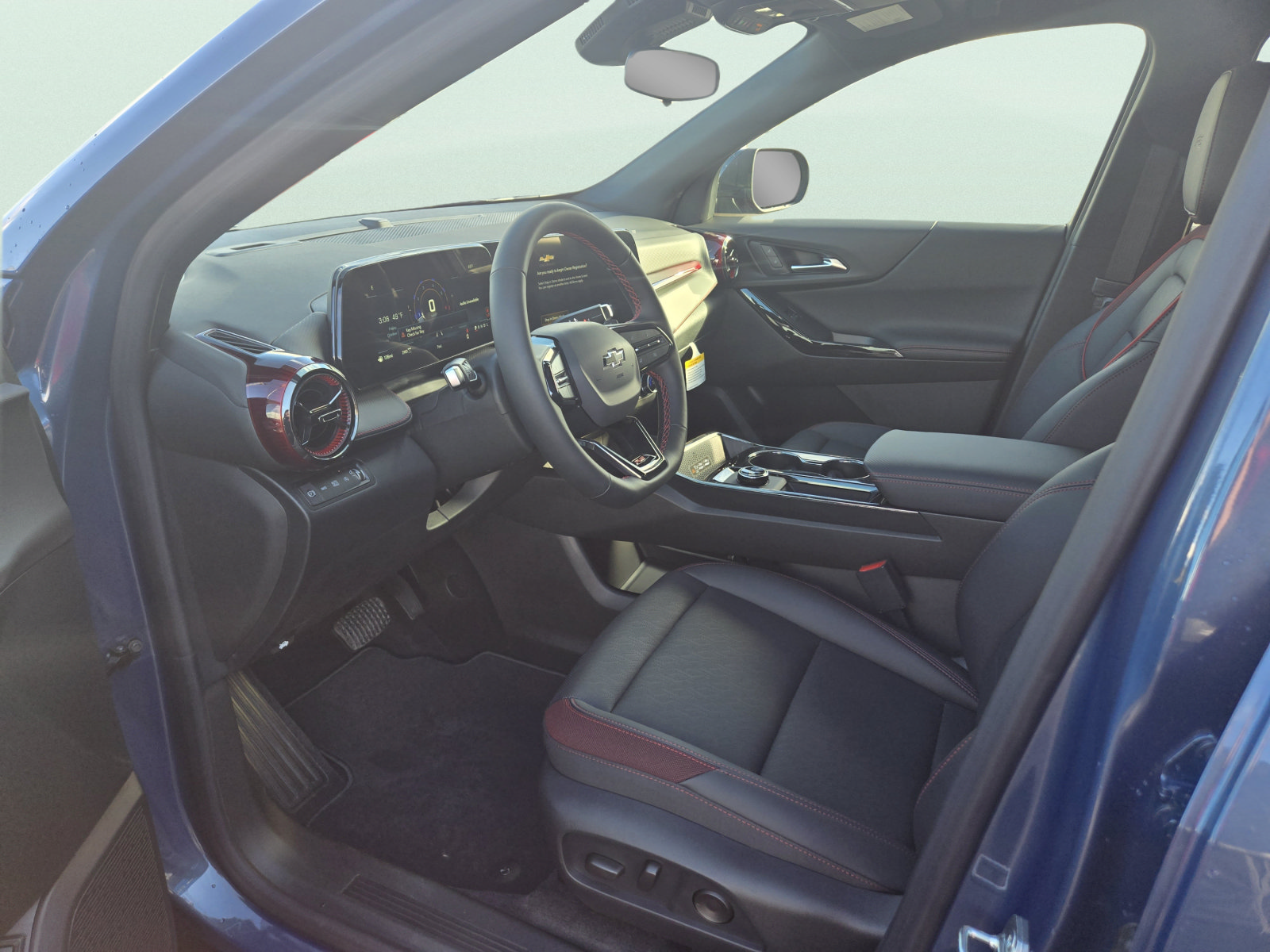 New 2027 Chevrolet Equinox RS AWD/4WD image 3