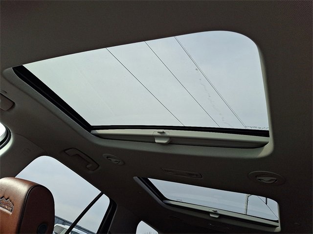 Used 2019 Chevrolet Traverse High Country w/ LPO, Floor Liner Package image 15