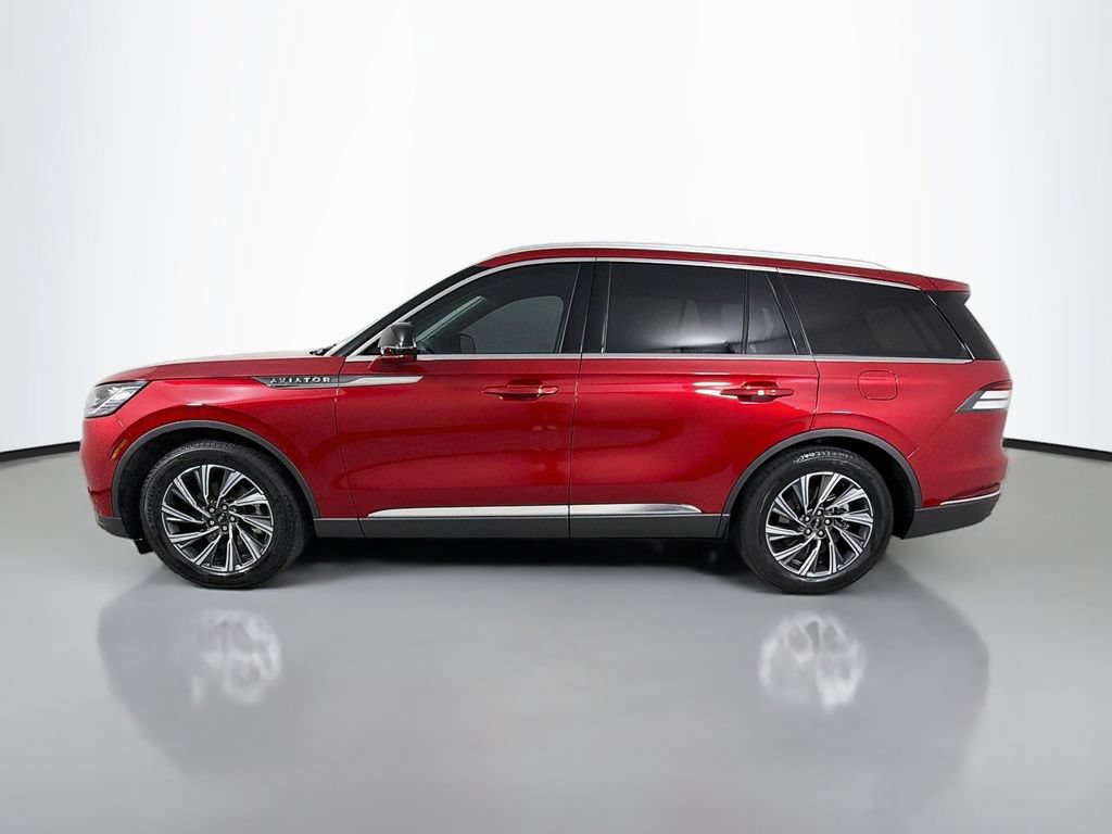 Used 2026 Lincoln Aviator 2WD image 8