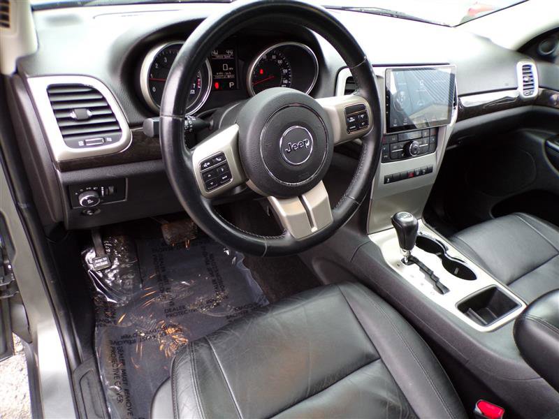 Used 2012 Jeep Grand Cherokee Laredo image 16