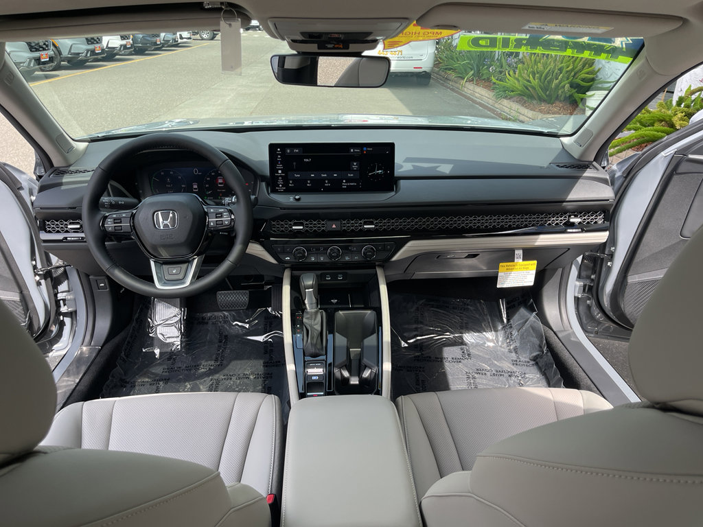 New 2025 Honda Accord Touring image 27