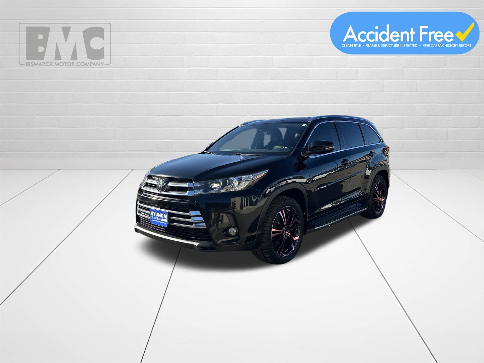 Used 2017 Toyota Highlander Limited Platinum FWD 360° Tour