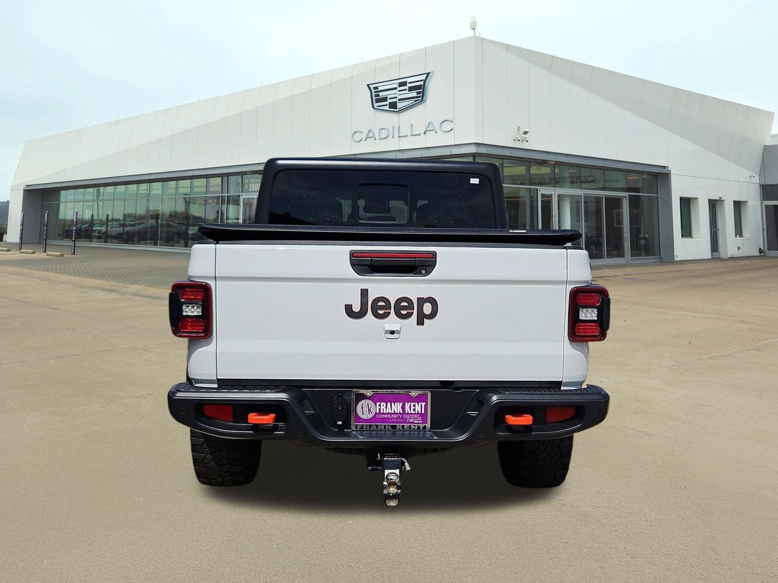 Used 2025 Jeep Gladiator Mojave w/ Safety Group AWD/4WD image 5
