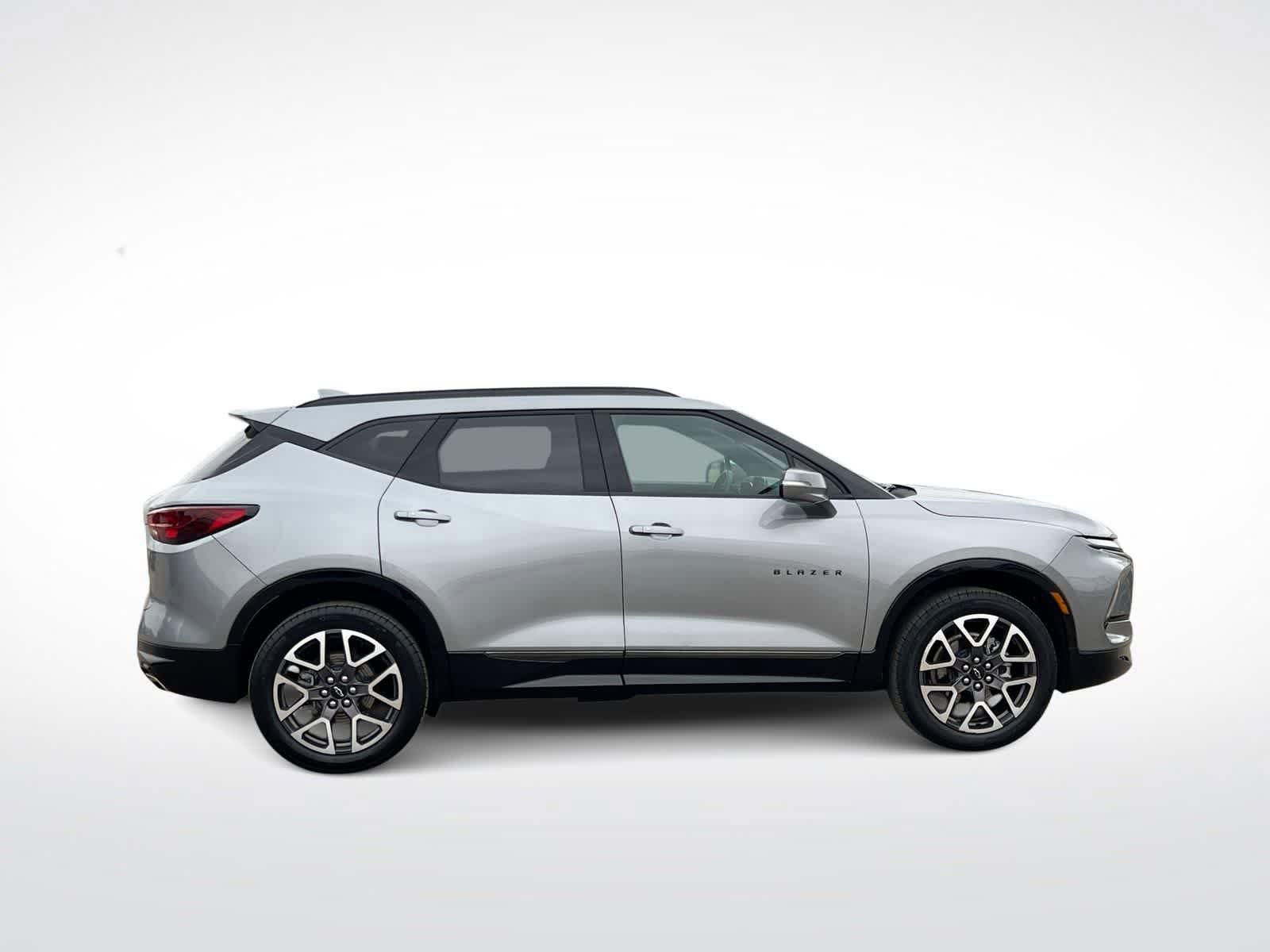 Used 2025 Chevrolet Blazer RS image 9