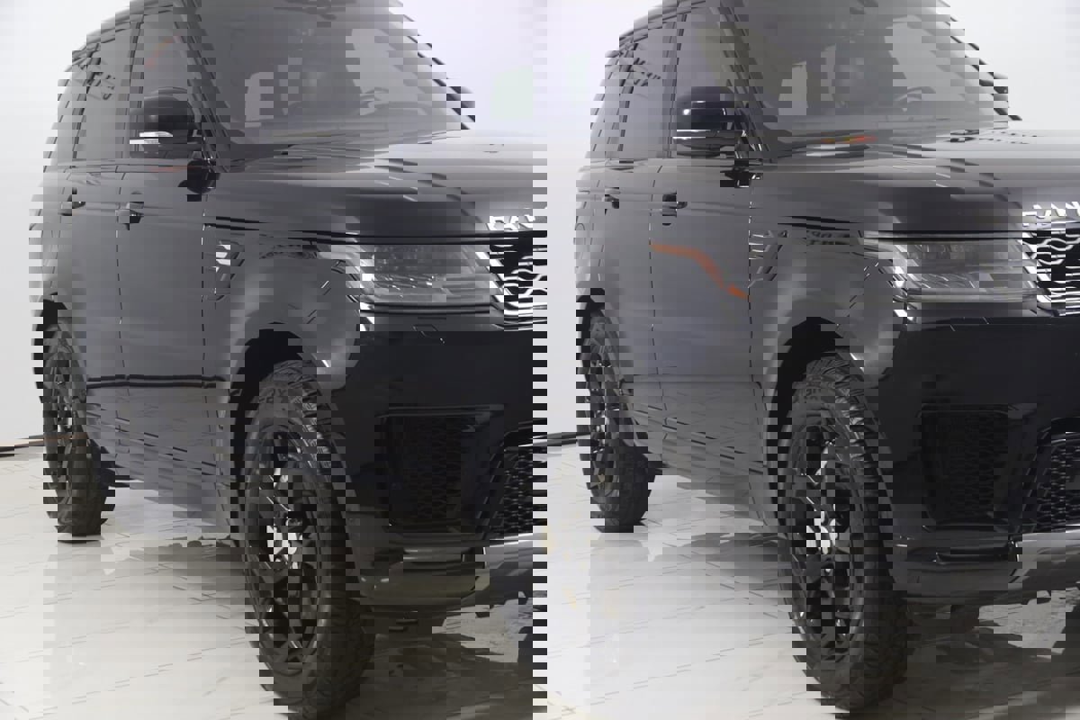 Used 2018 Land Rover Range Rover Sport HSE image 39