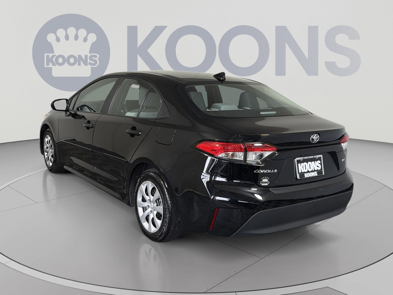 Used 2024 Toyota Corolla LE FWD image 4