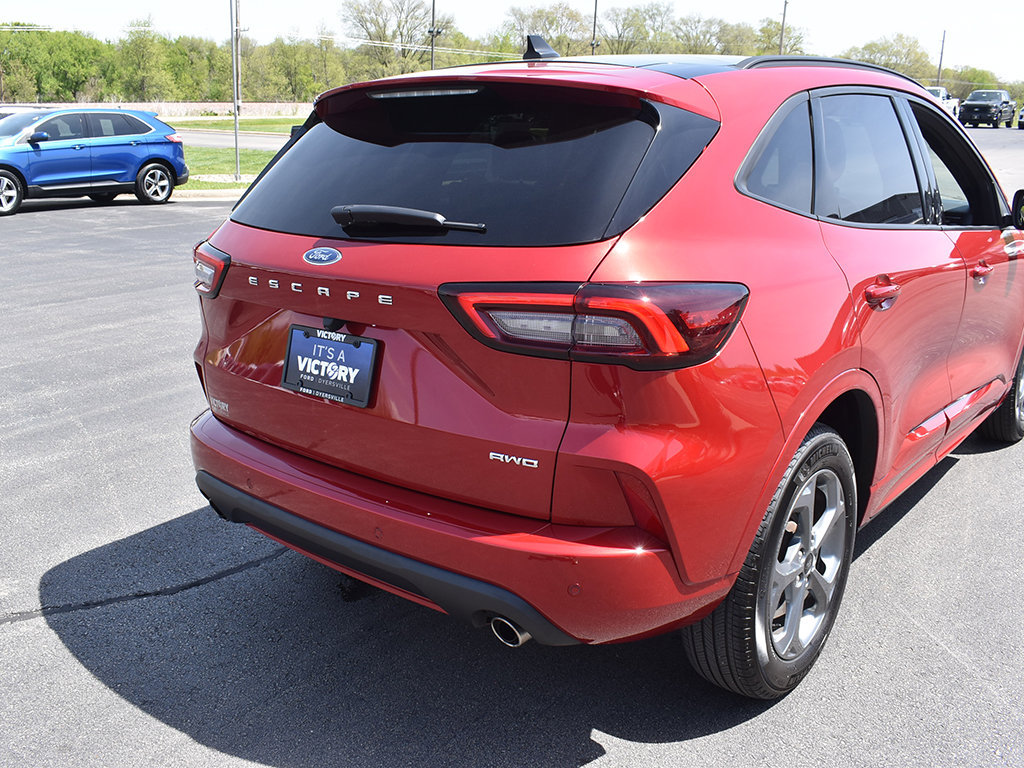 Used 2024 Ford Escape ST-Line w/ Tech Pack #1 AWD/4WD image 30