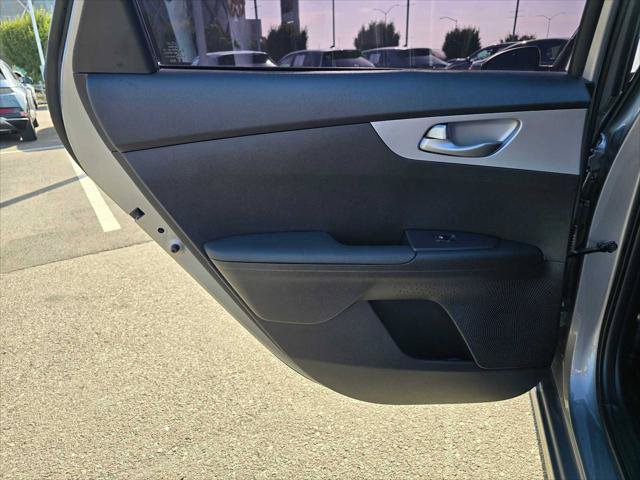 Used 2024 Kia Forte LXS FWD image 15