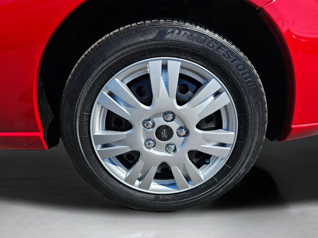 Used 2007 Ford Focus SE image 24