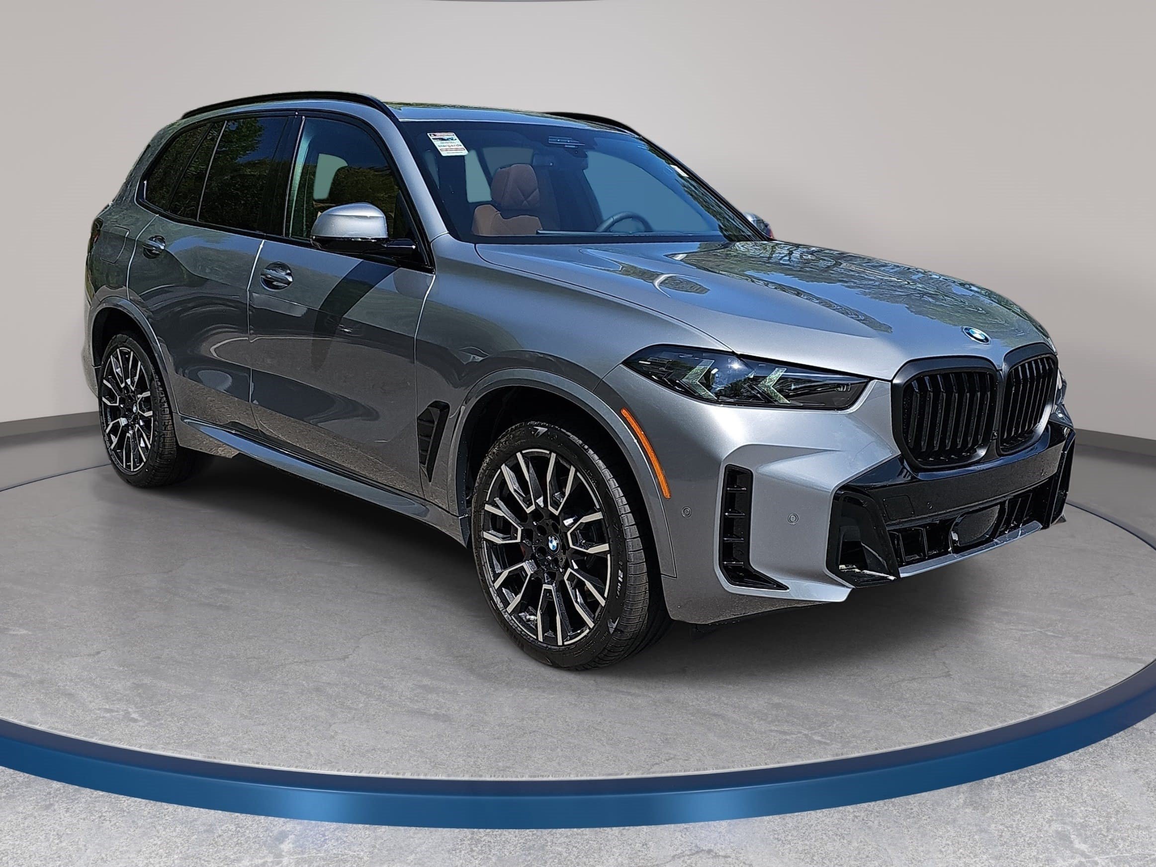 New 2026 BMW X5 xDrive40i w/ M Sport Package AWD/4WD image 3