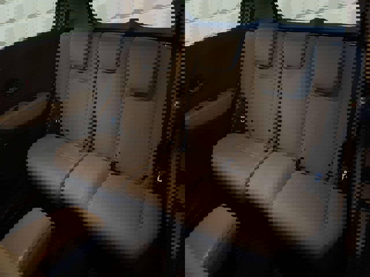 Used 2020 Honda HR-V LX image 17