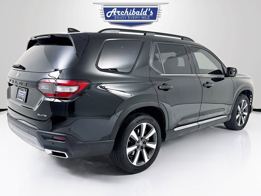 Used 2023 Honda Pilot Elite image 6