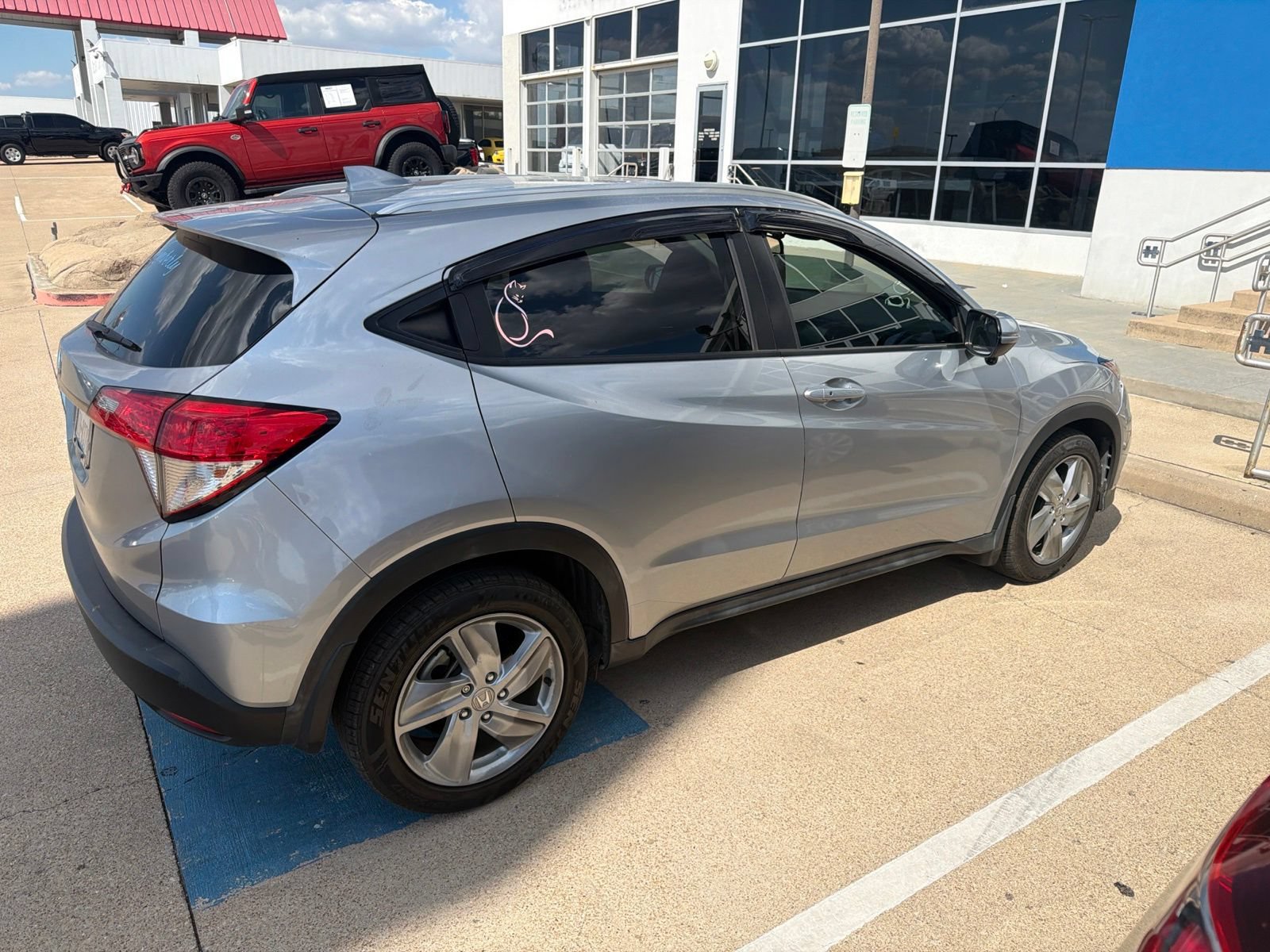 Used 2019 Honda HR-V EX image 4
