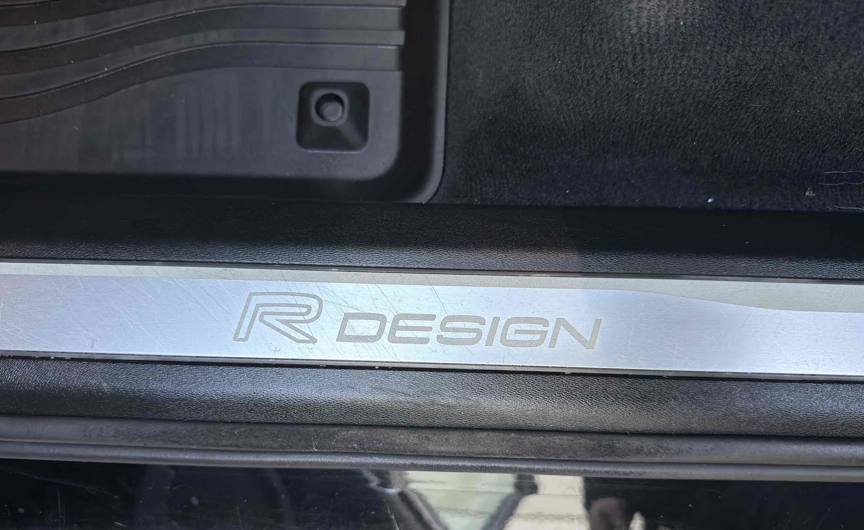 Used 2016 Volvo XC90 T6 R-Design w/ Vision Package image 51