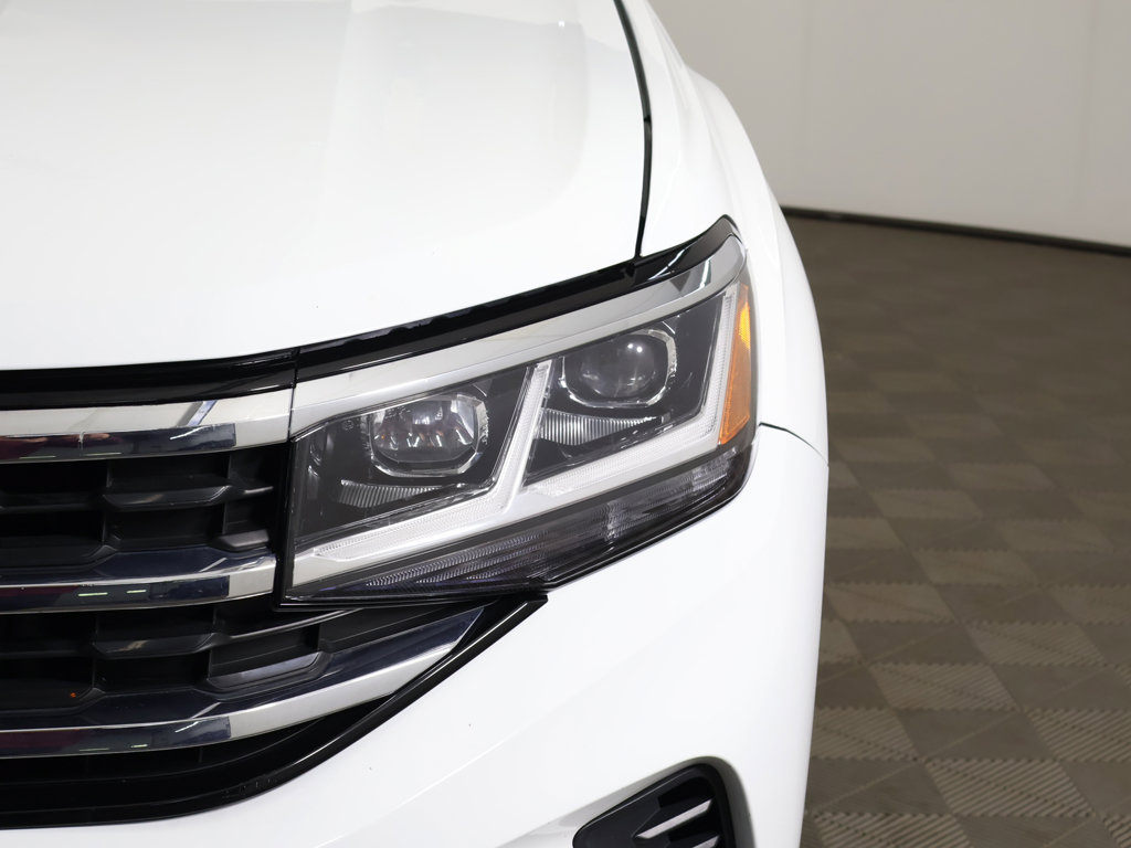 Used 2022 Volkswagen Atlas Cross Sport SE FWD image 14