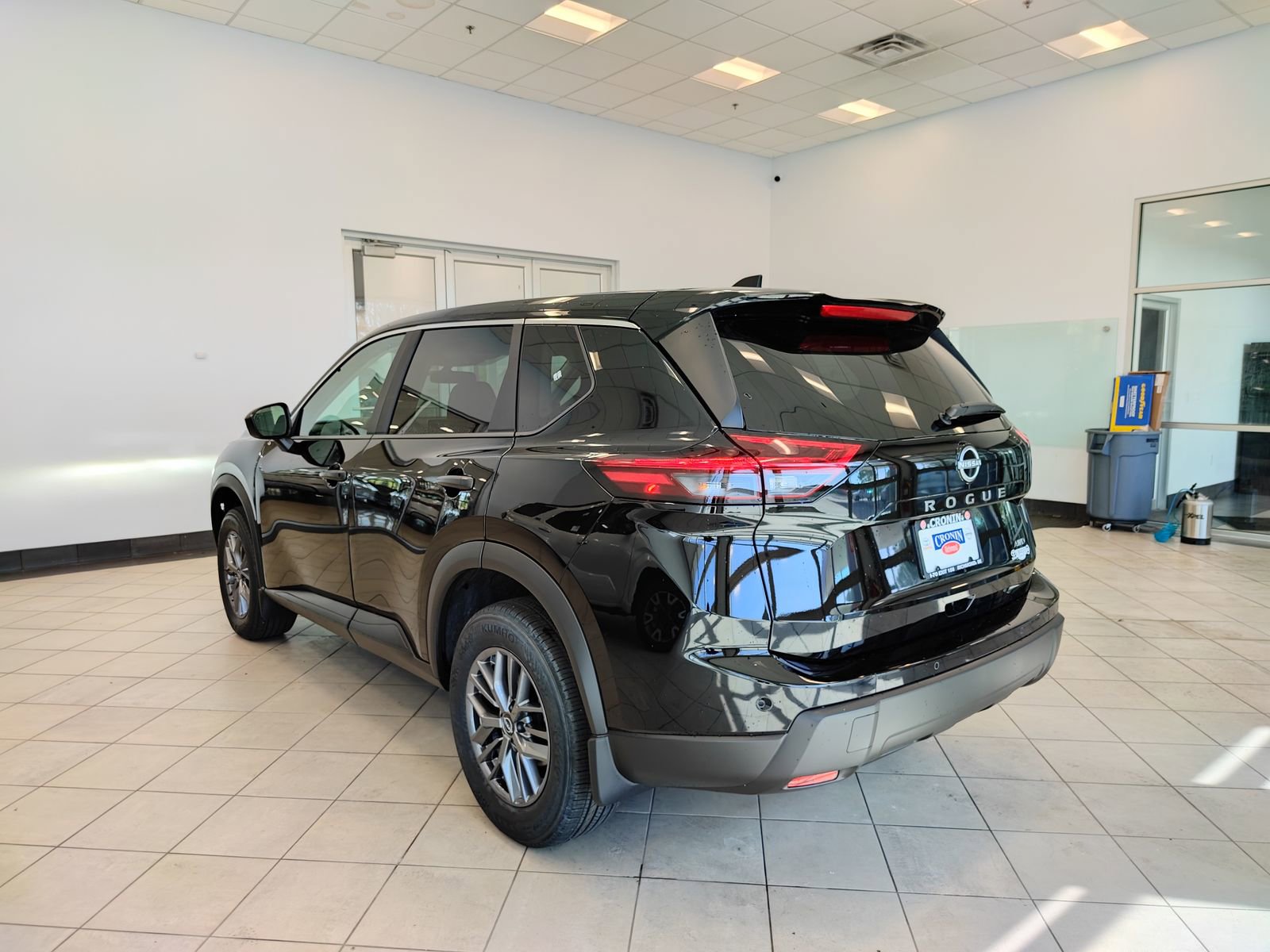 New 2026 Nissan Rogue S image 5