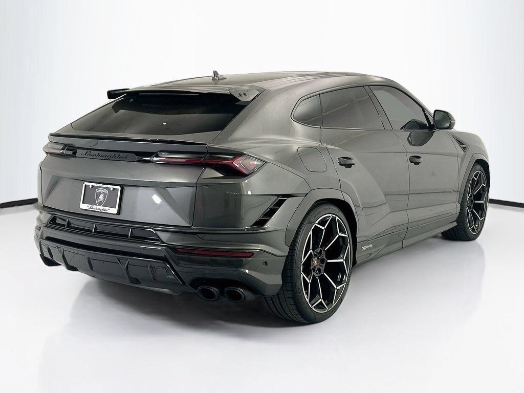 Used 2024 Lamborghini Urus Performante AWD/4WD image 5