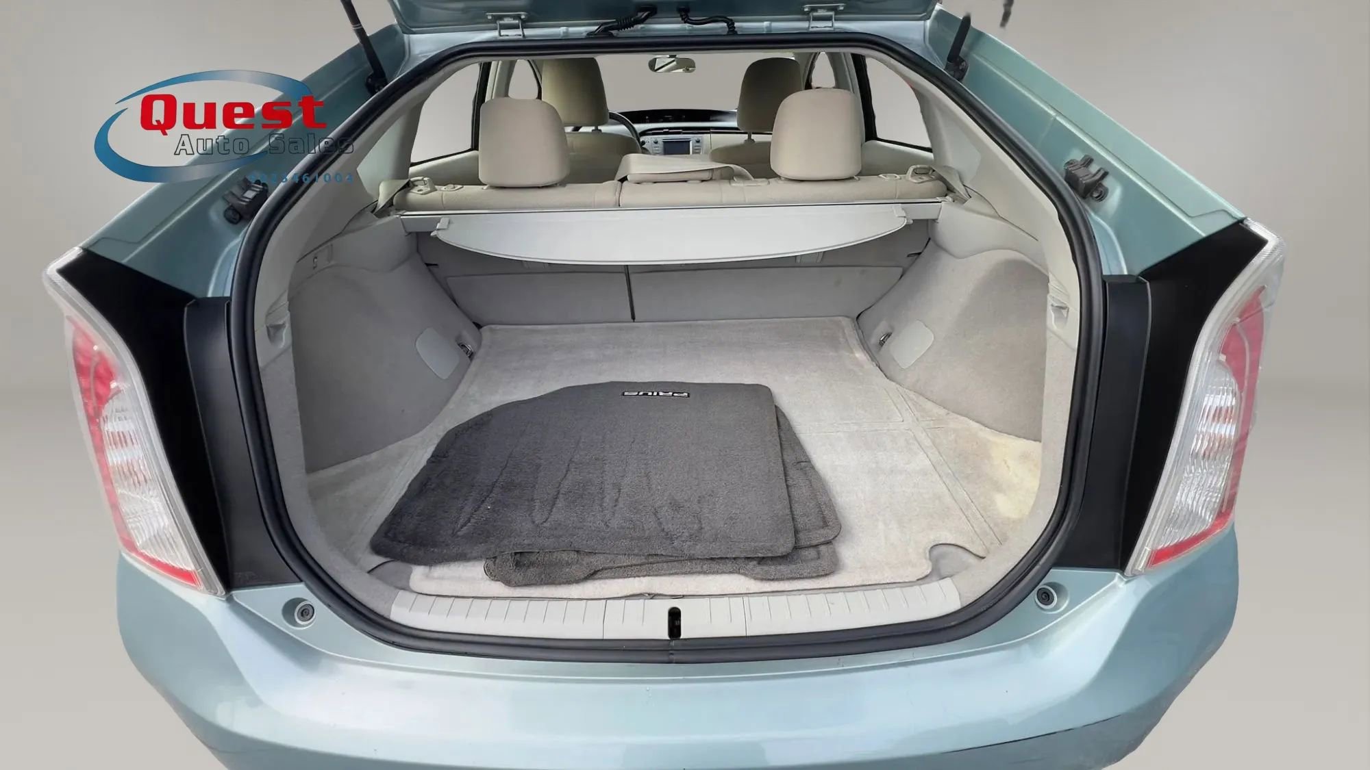Used 2013 Toyota Prius Three FWD image 10