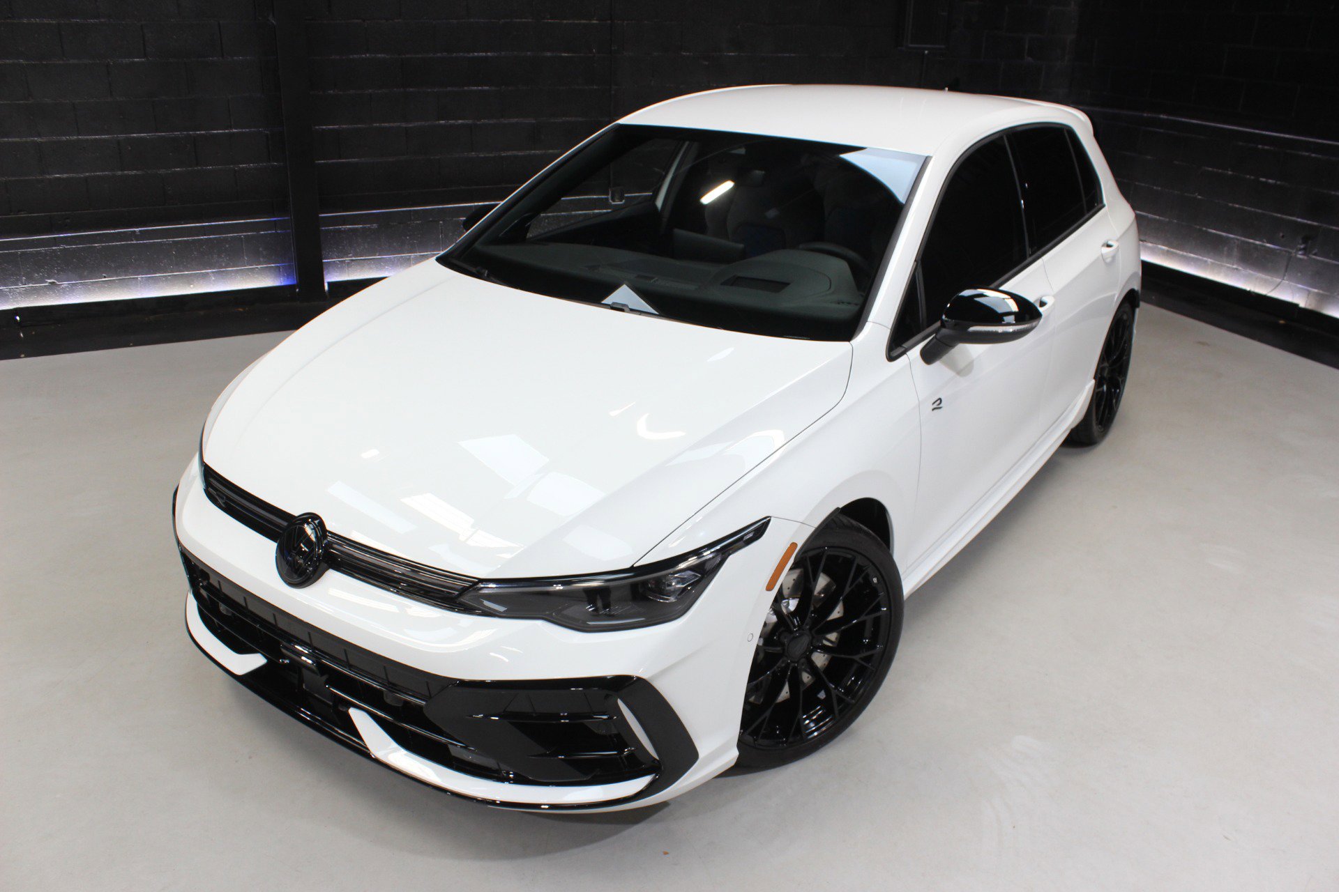 Used 2025 Volkswagen Golf R Black Edition w/ Euro Stye Package image 8