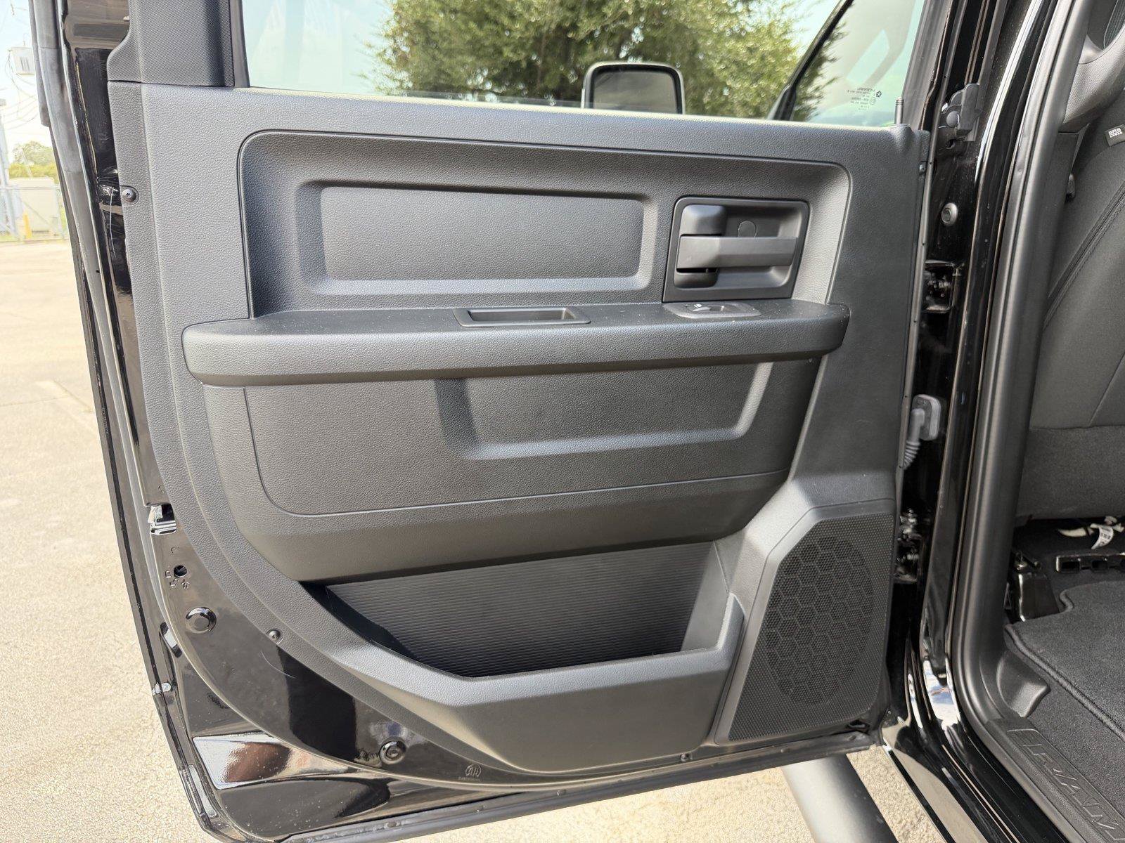 Used 2025 RAM 2500 Tradesman AWD/4WD image 17