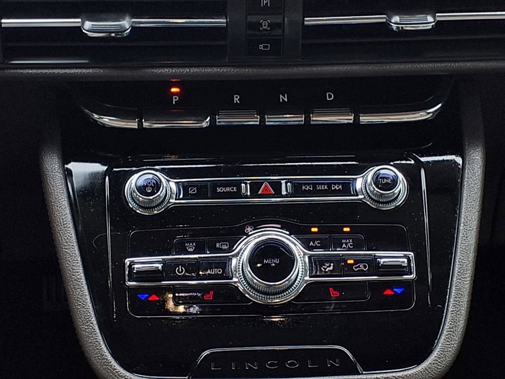 Used 2021 Lincoln Corsair FWD image 16