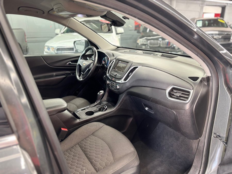 Used 2019 Chevrolet Equinox LT w/ Driver Convenience Package FWD image 22